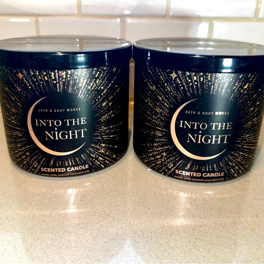 2 BBW Bath And Body Works Into the Night 3 Wick Candles